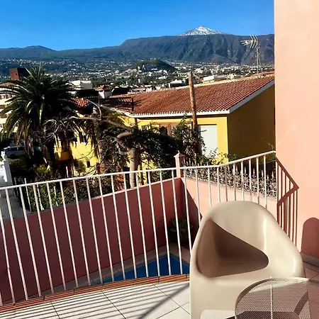 Lujosa Con Piscina Privada Villa *